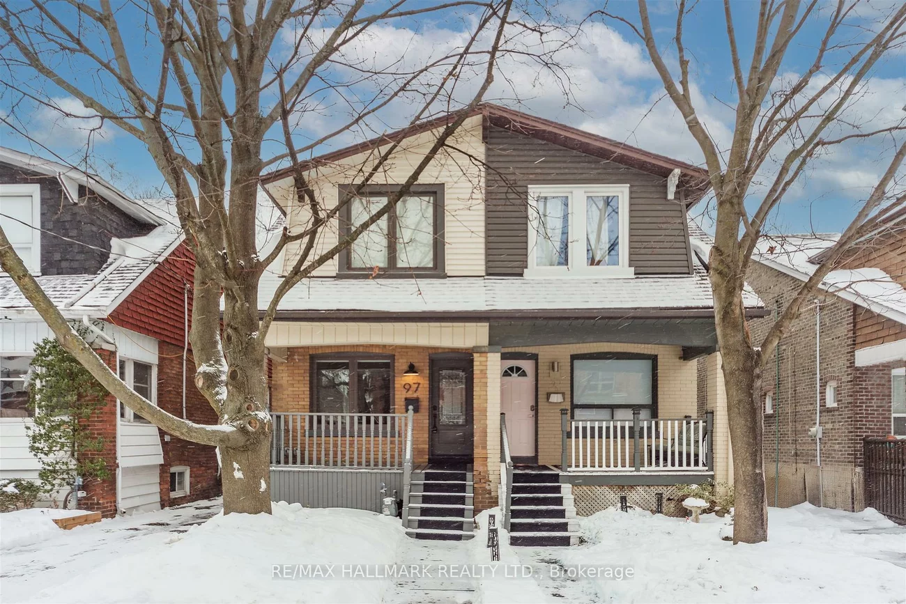 97, Queensdale, Danforth Village-East York, Toronto