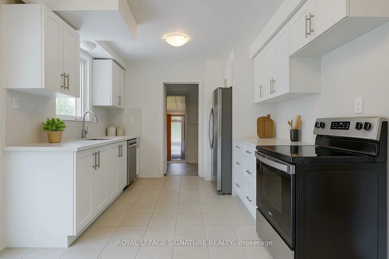 4, Stillbrook, West Hill, Toronto