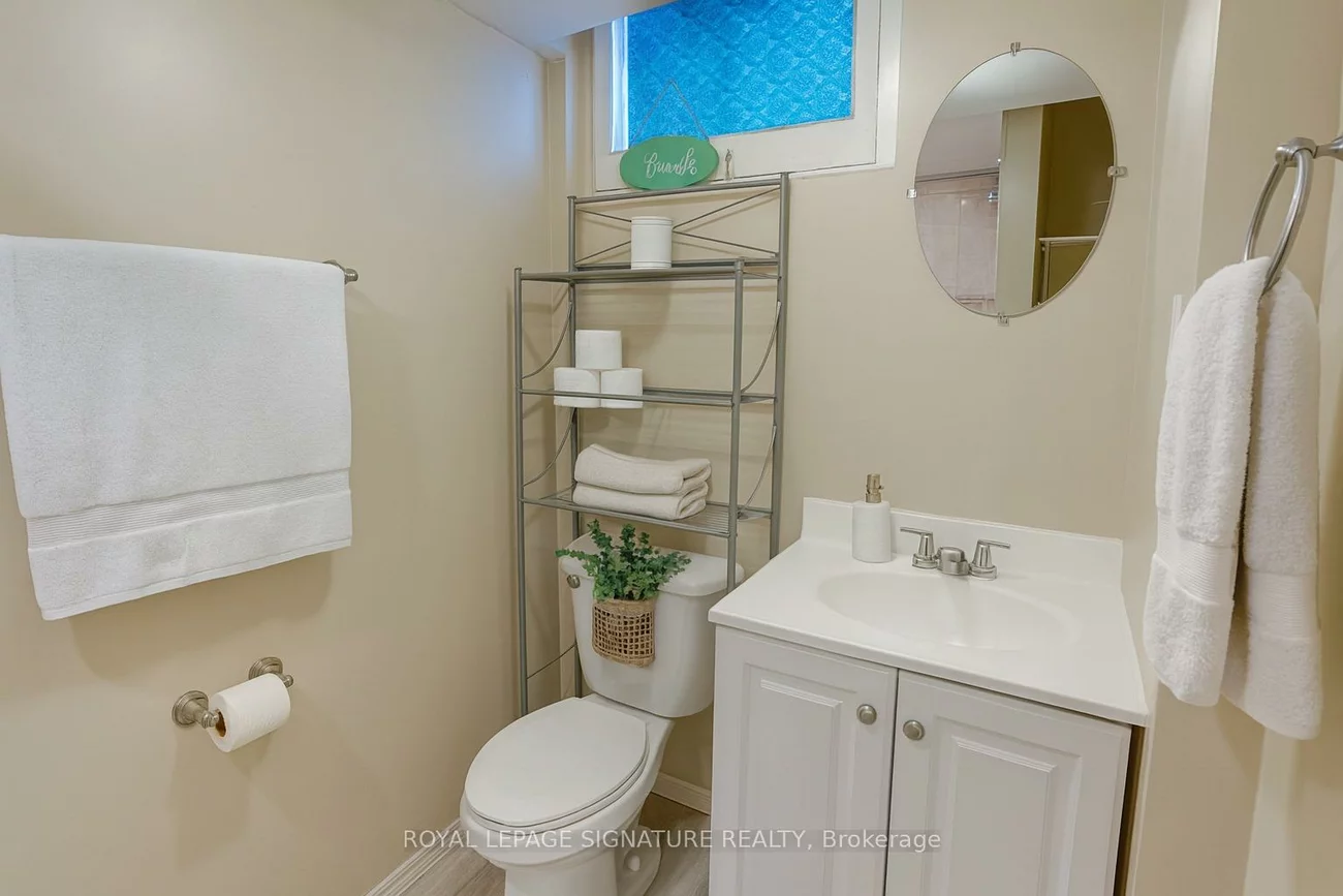 4, Stillbrook, West Hill, Toronto