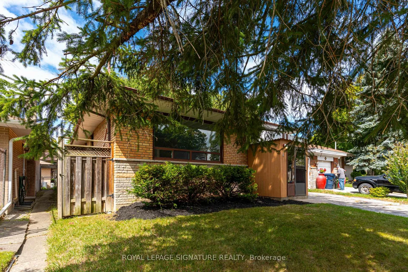 4, Stillbrook, West Hill, Toronto