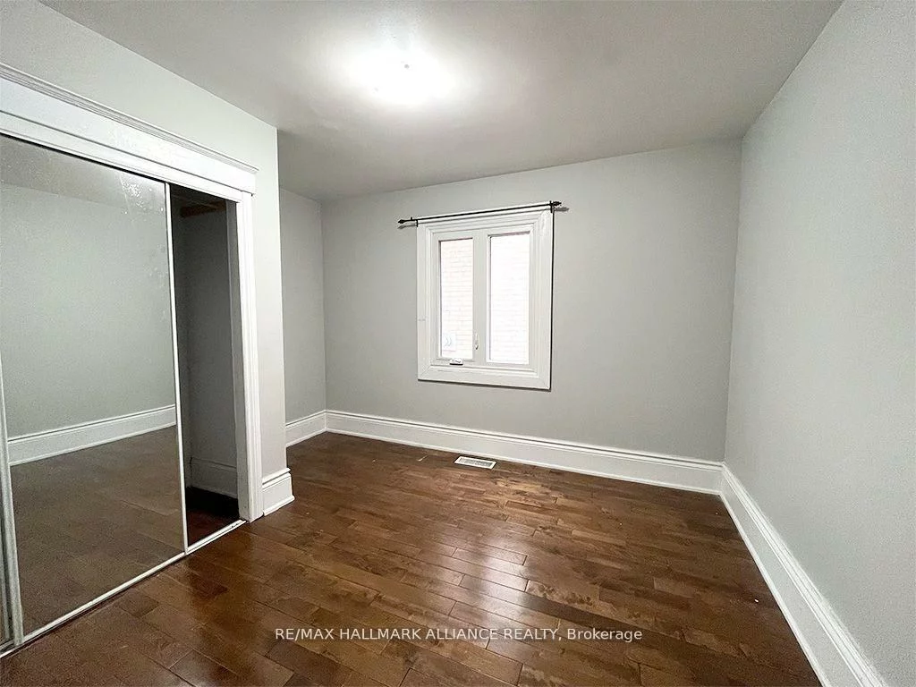 67, Claremore, Birchcliffe-Cliffside, Toronto