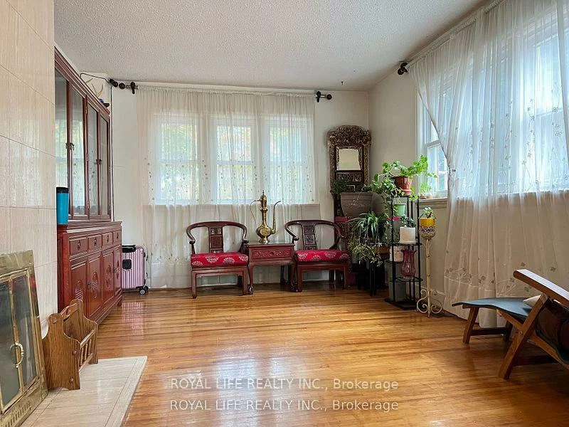 33, Agincourt, Agincourt South-Malvern West, Toronto