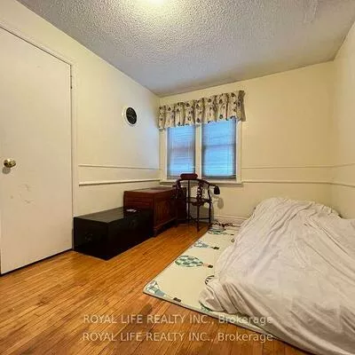 33, Agincourt, Agincourt South-Malvern West, Toronto