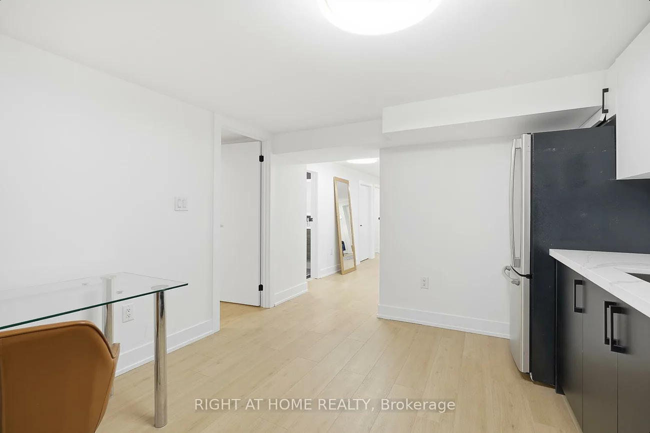 162, Tower, Wexford-Maryvale, Toronto