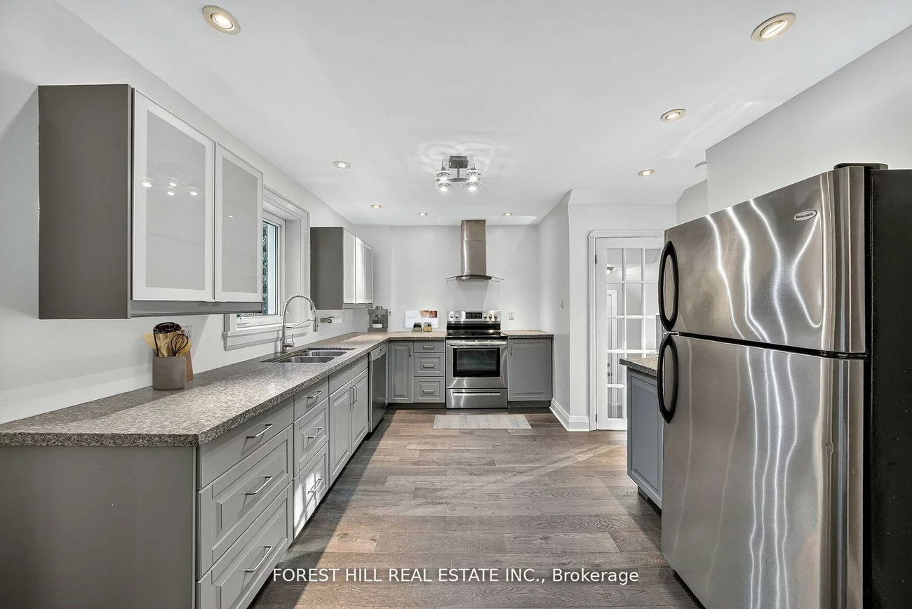 41, Cliffside, Birchcliffe-Cliffside, Toronto