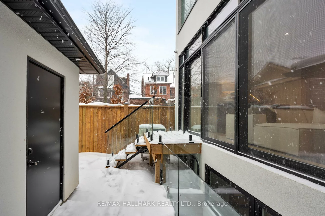 15, Cruikshank, Playter Estates-Danforth, Toronto