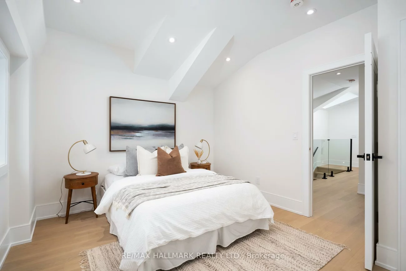 15, Cruikshank, Playter Estates-Danforth, Toronto