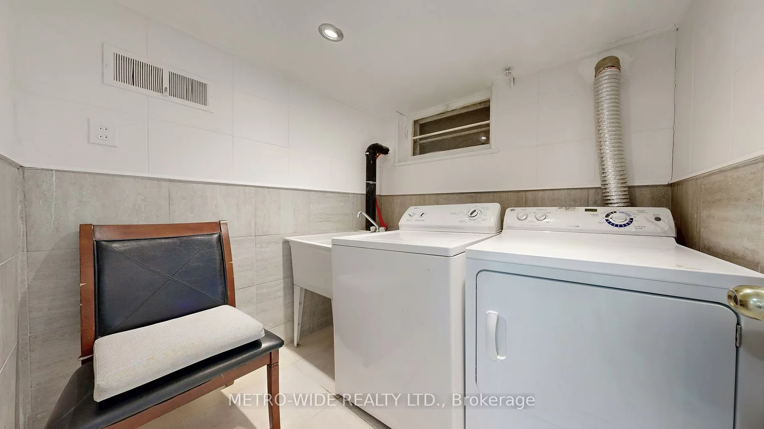 34, Merrian, Kennedy Park, Toronto