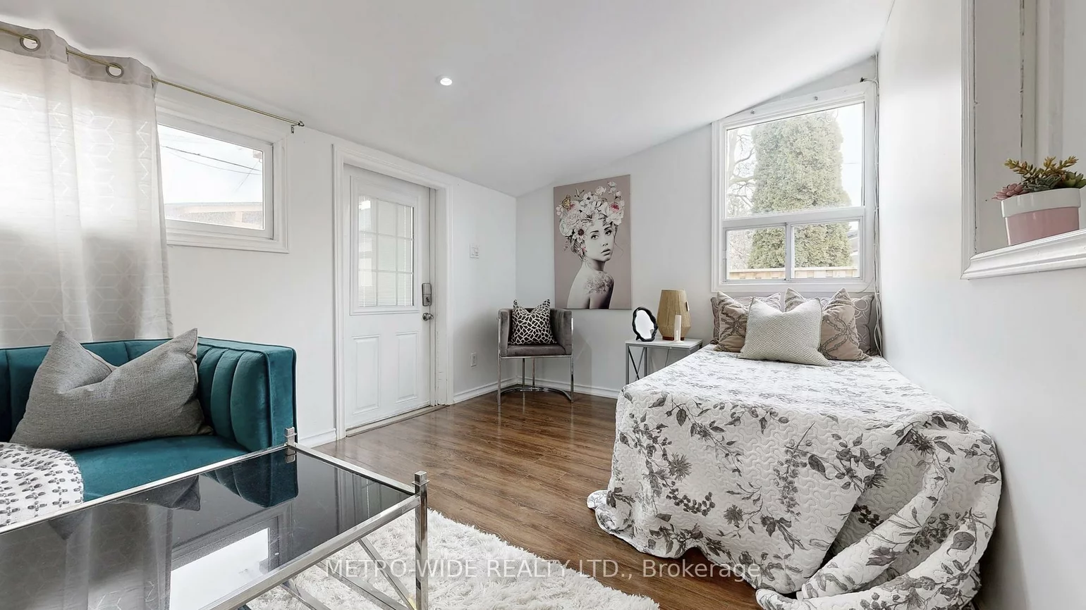 34, Merrian, Kennedy Park, Toronto