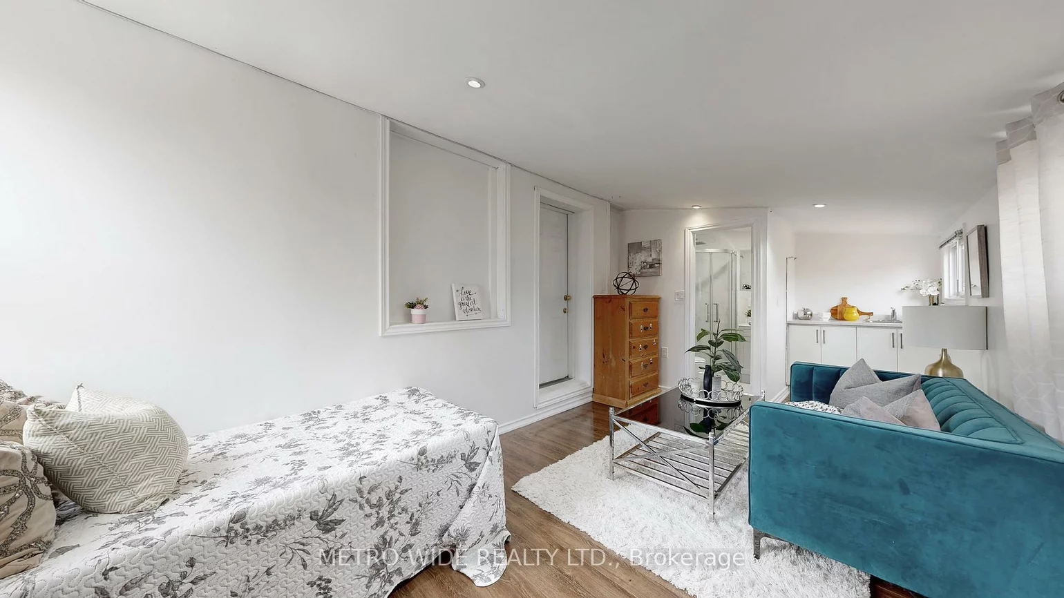 34, Merrian, Kennedy Park, Toronto