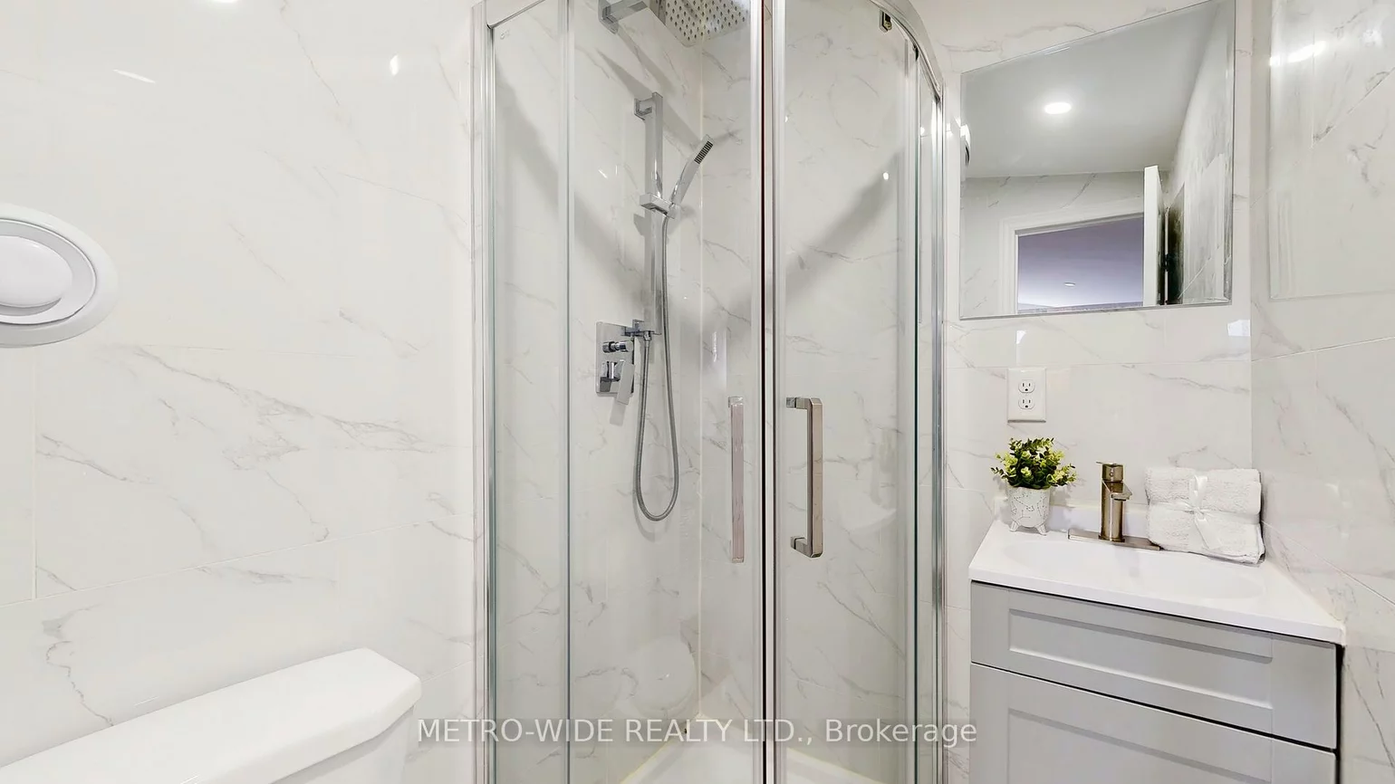 34, Merrian, Kennedy Park, Toronto