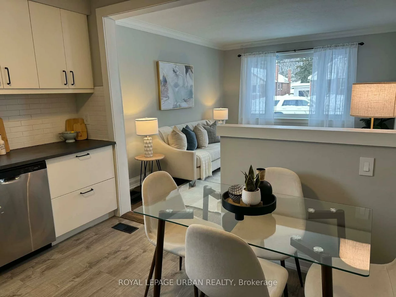 84, Clonmore, Birchcliffe-Cliffside, Toronto