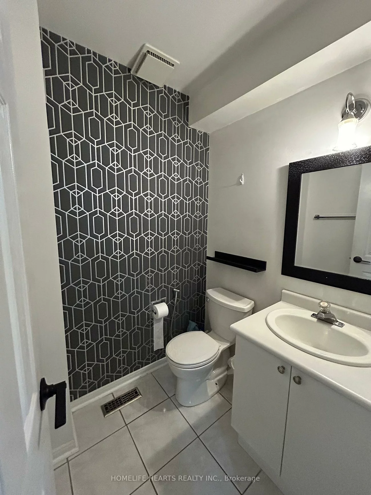 242, Braymore, Rouge E11, Toronto