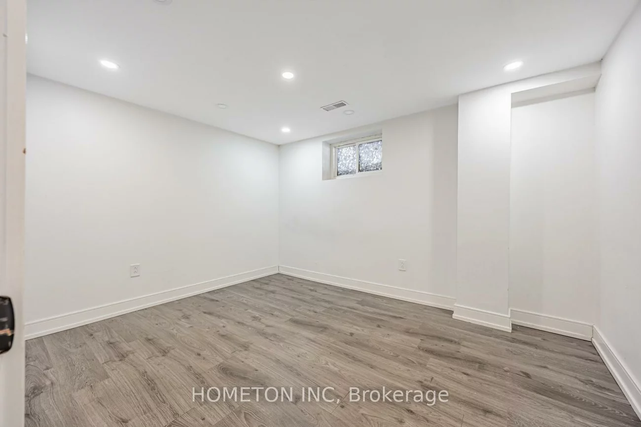 147, Lilian, Wexford-Maryvale, Toronto