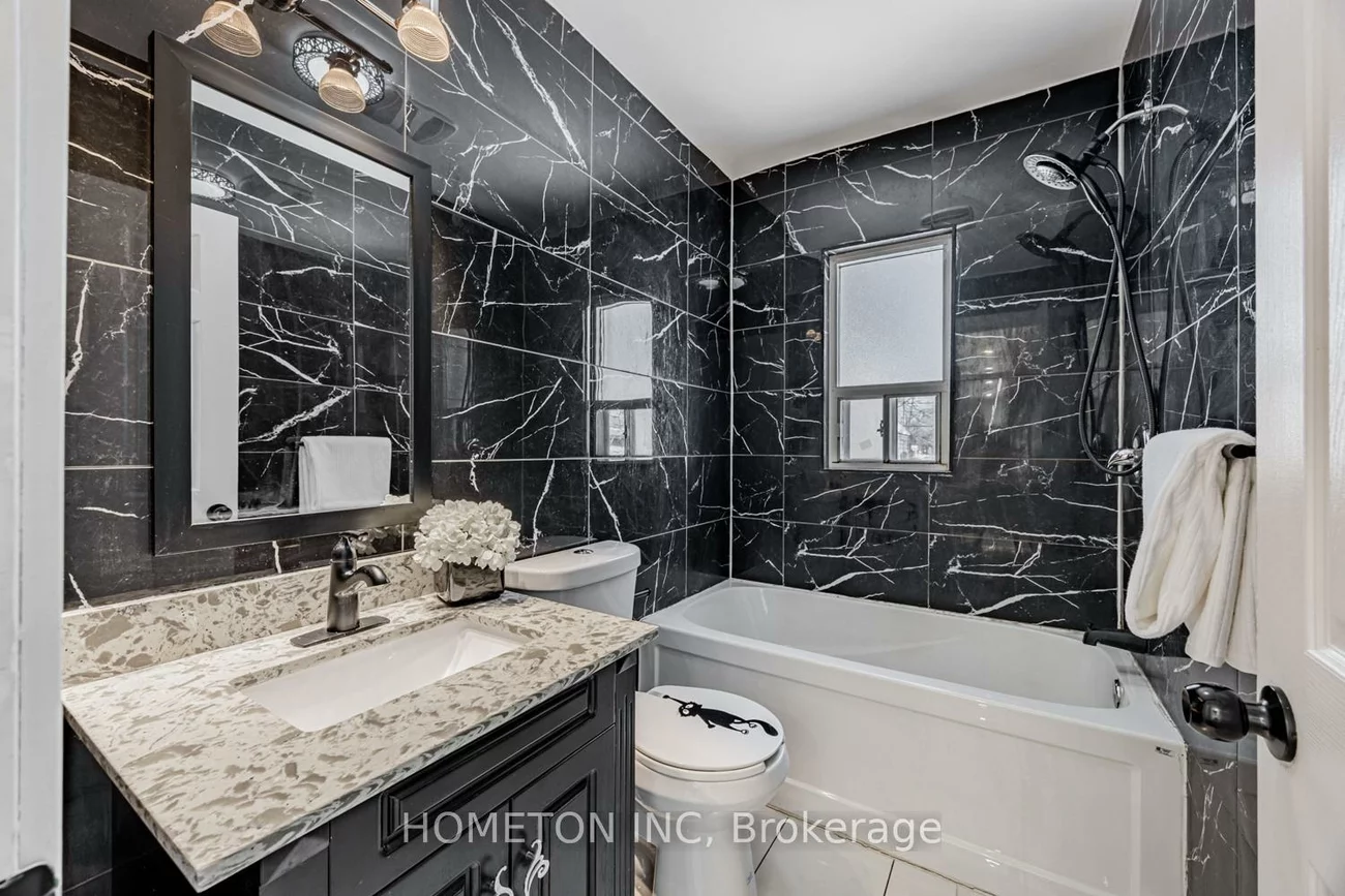 147, Lilian, Wexford-Maryvale, Toronto