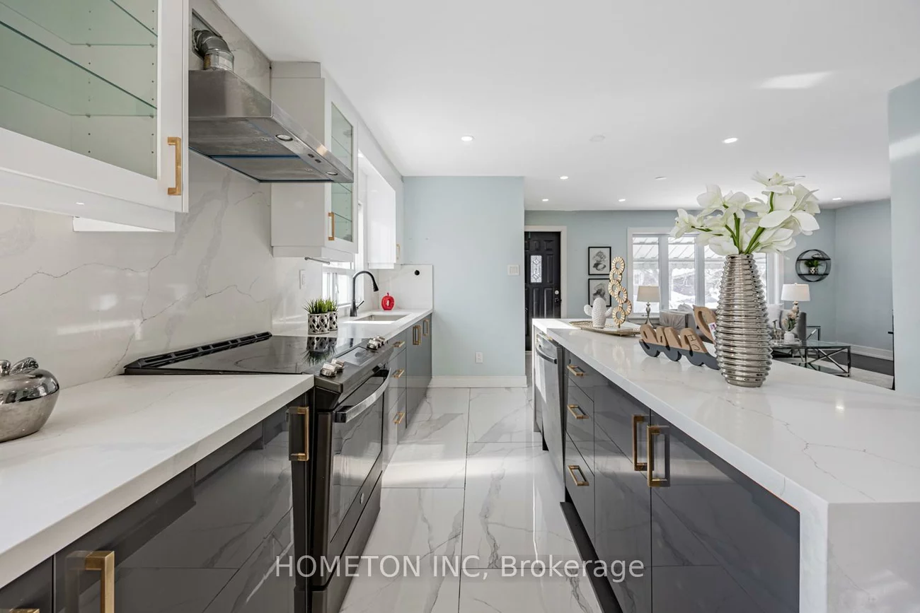 147, Lilian, Wexford-Maryvale, Toronto