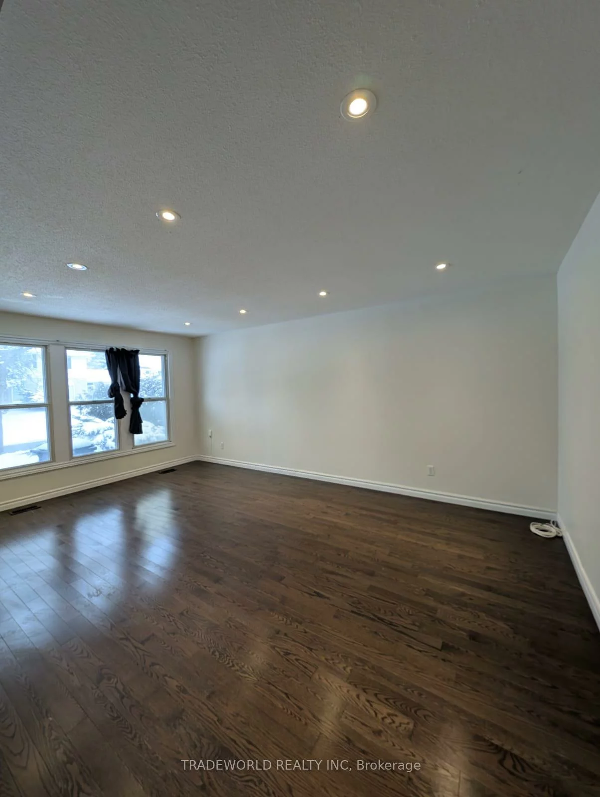 7, Fluellen, L'Amoreaux, Toronto