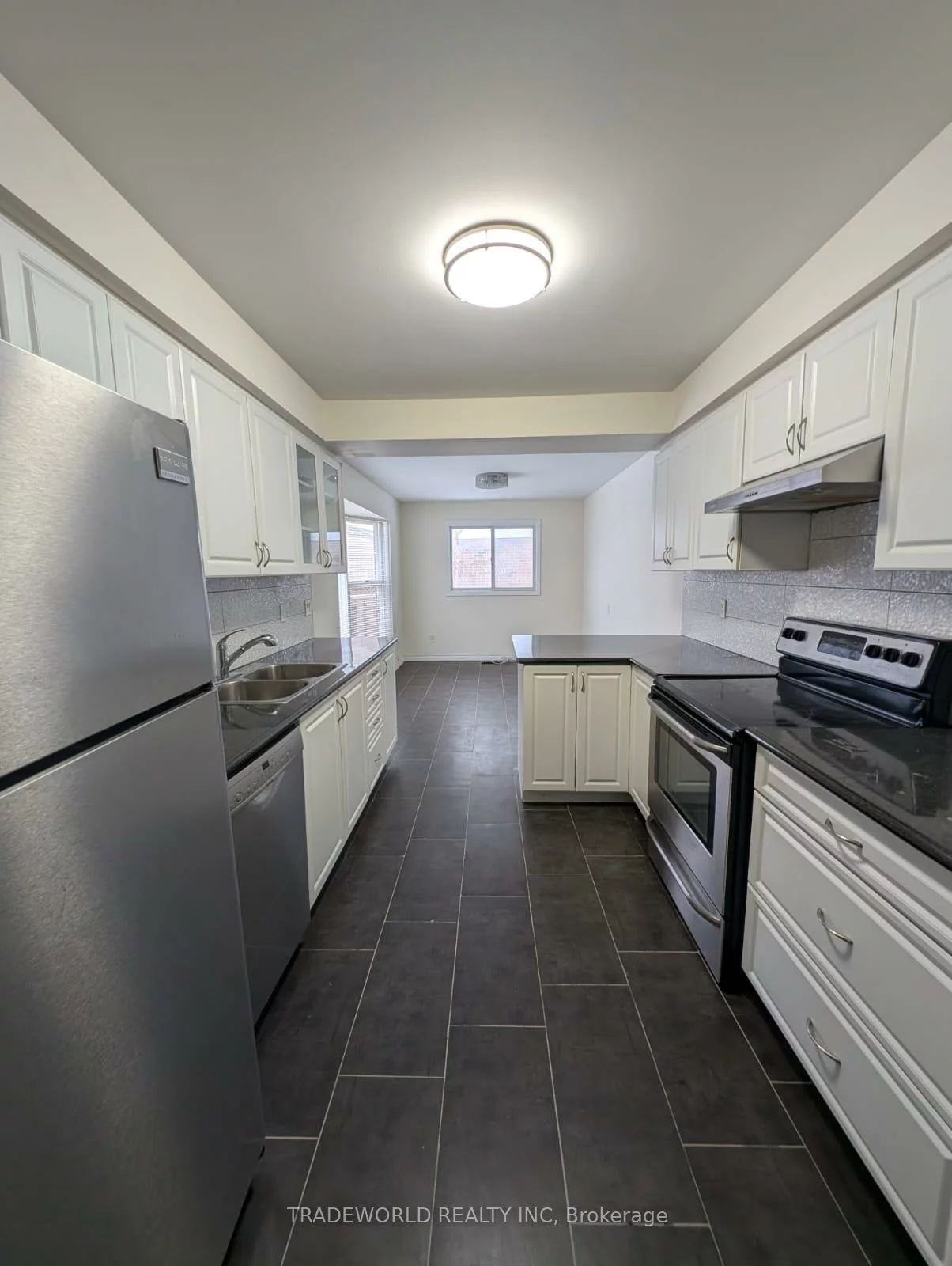 7, Fluellen, L'Amoreaux, Toronto