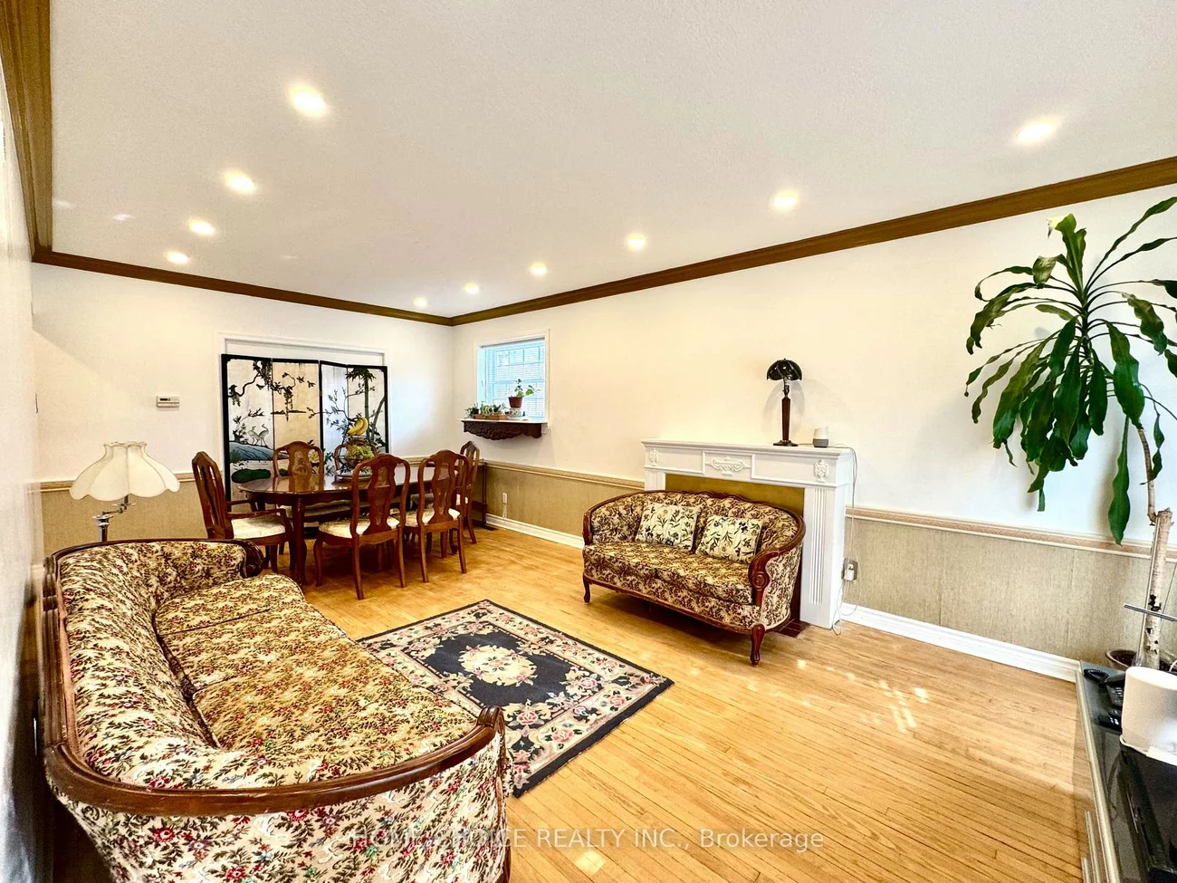 3, Saugeen, Kennedy Park, Toronto