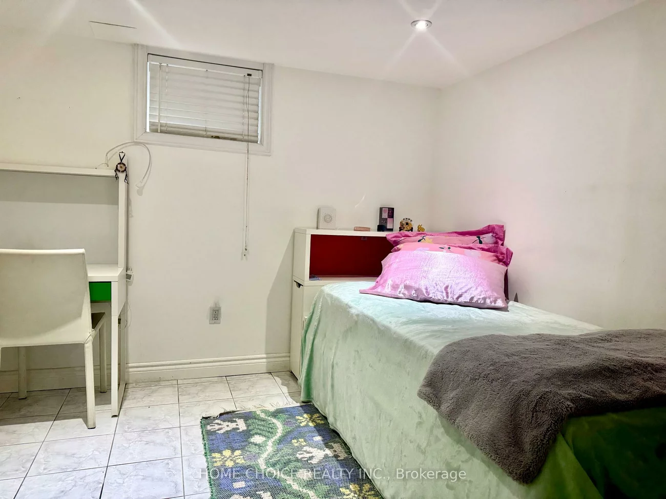 3, Saugeen, Kennedy Park, Toronto