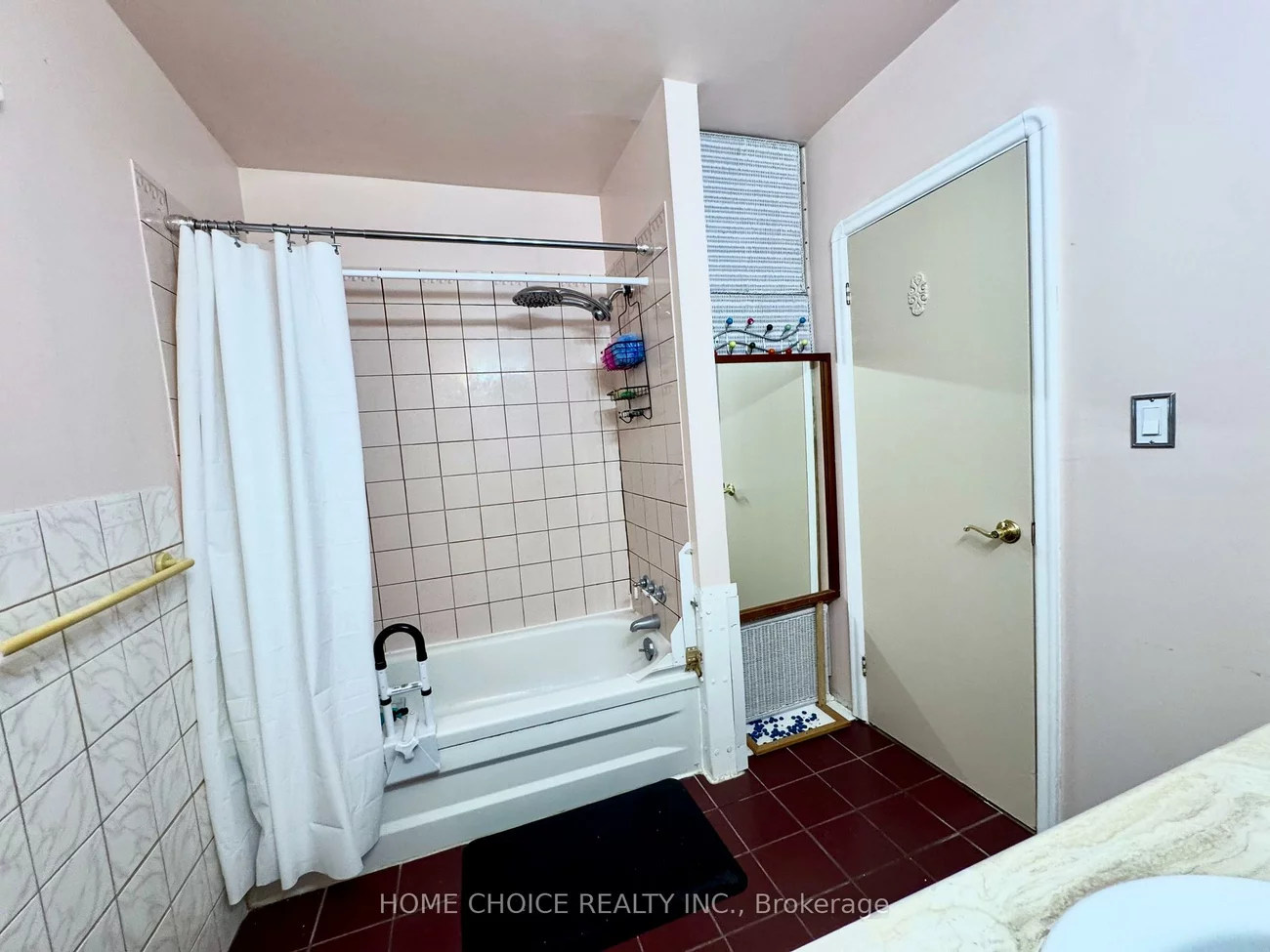 3, Saugeen, Kennedy Park, Toronto