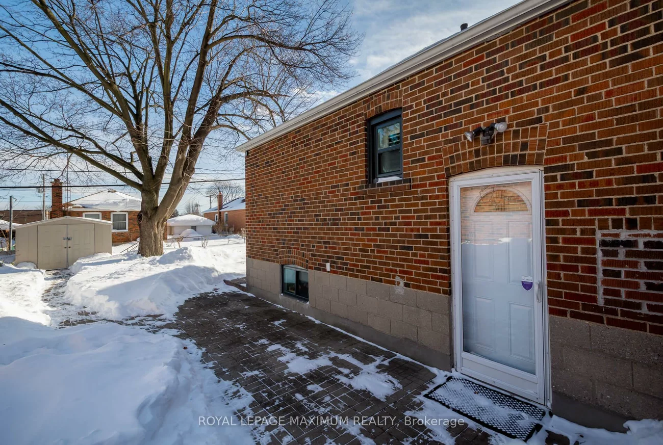 33, Alice, Wexford-Maryvale, Toronto