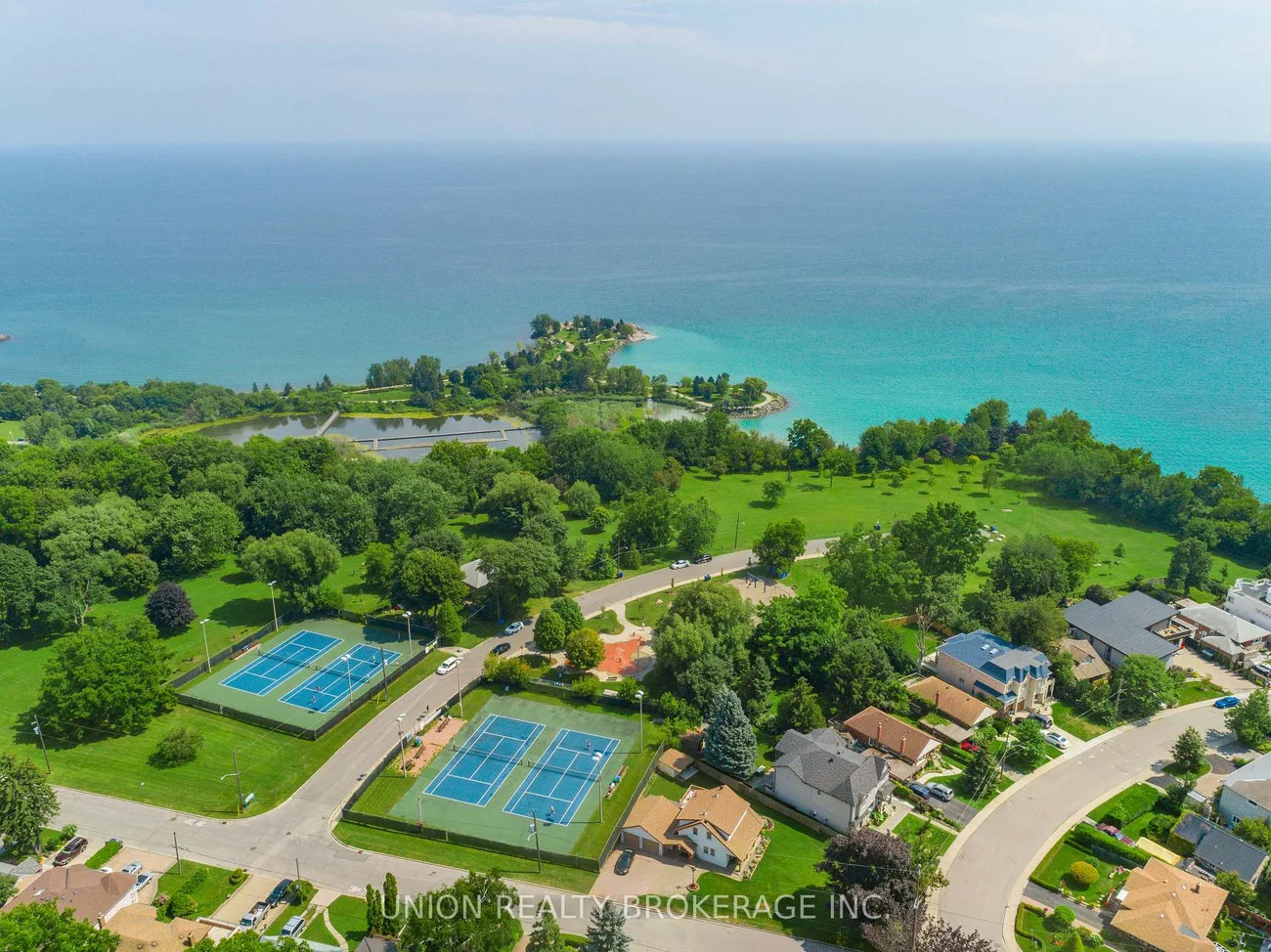 44, Scarboro, Cliffcrest, Toronto