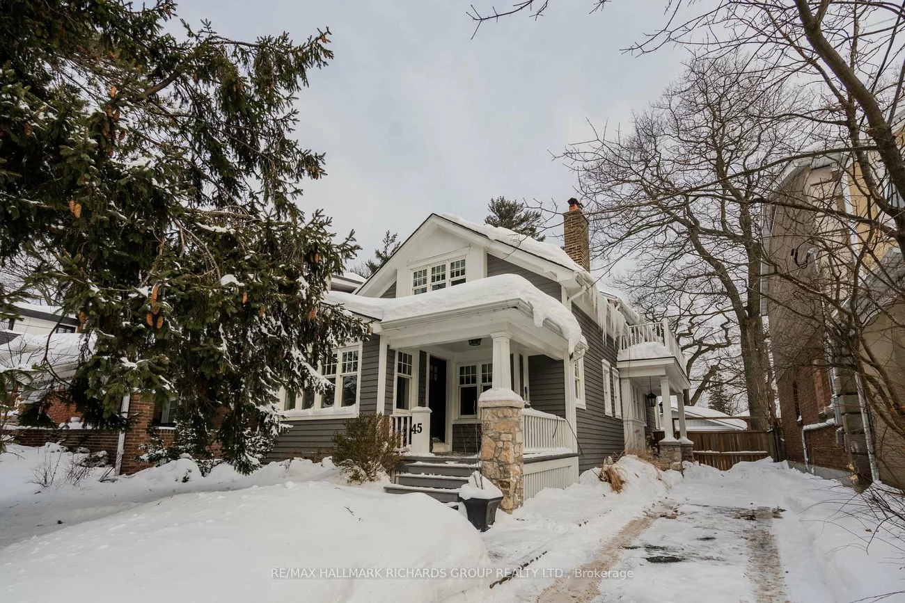 45, Courcelette, Birchcliffe-Cliffside, Toronto