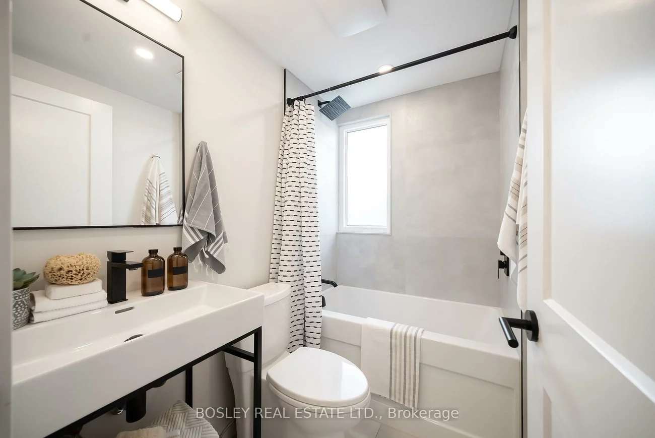 102, Woodfield, Greenwood-Coxwell, Toronto