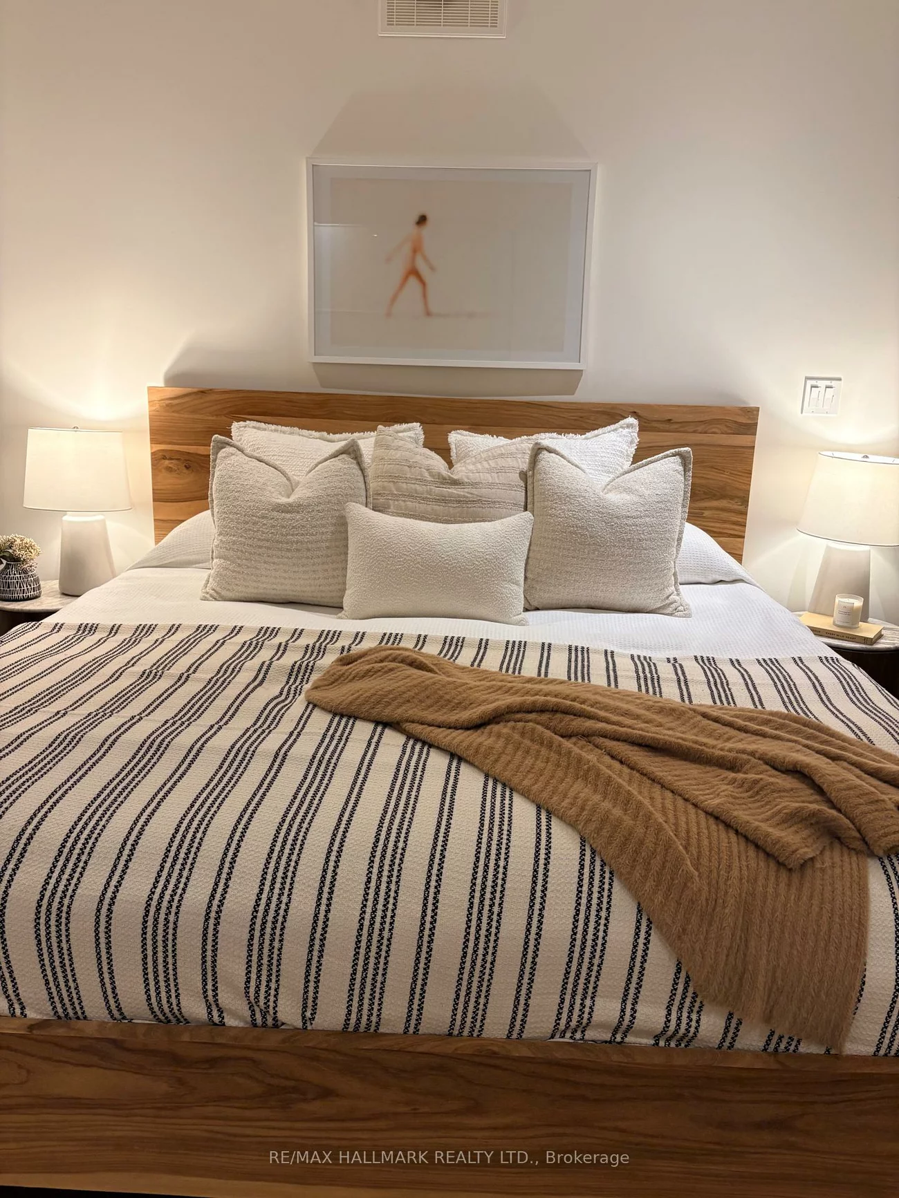 132, First, South Riverdale, Toronto