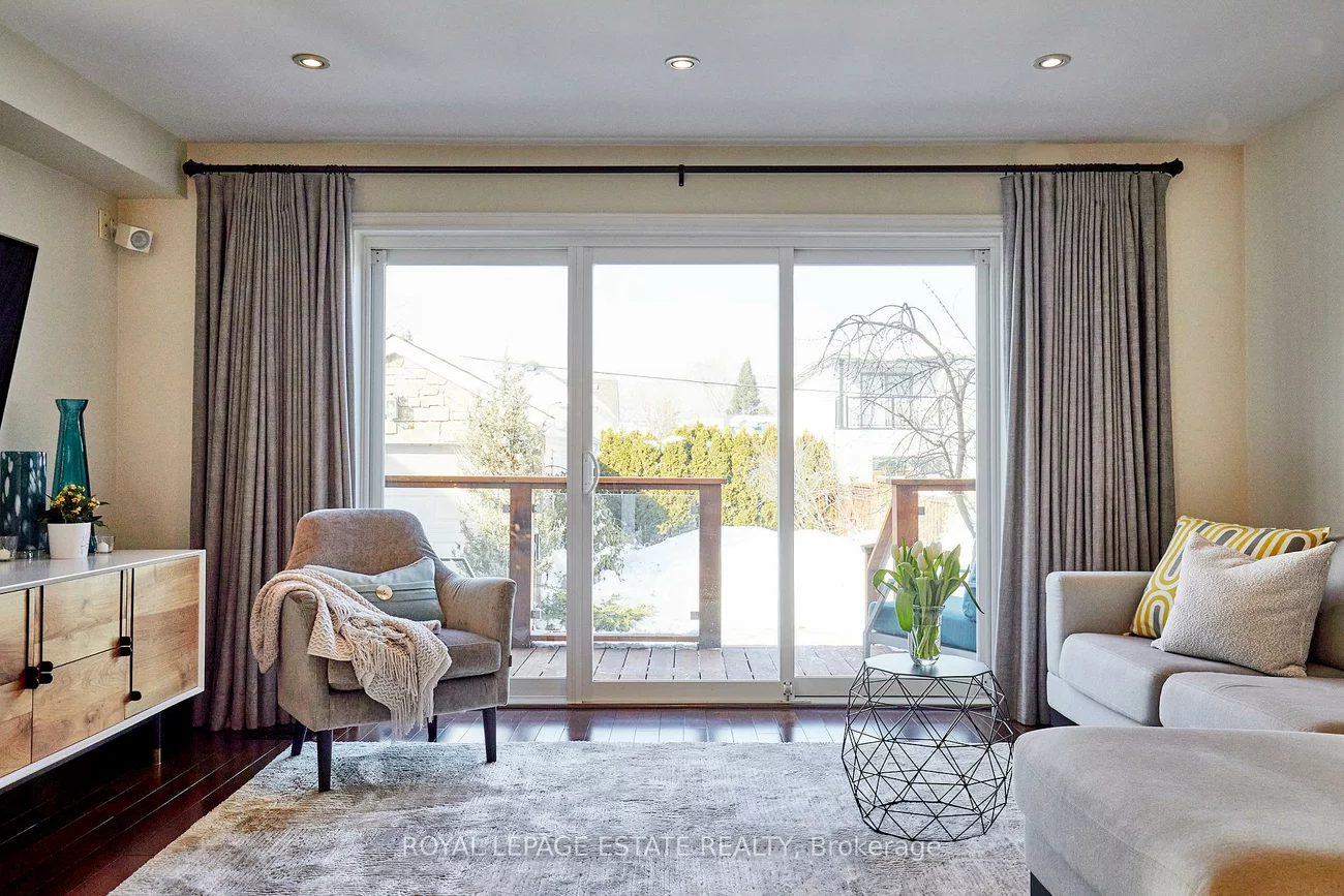 108, Barker, Danforth Village-East York, Toronto