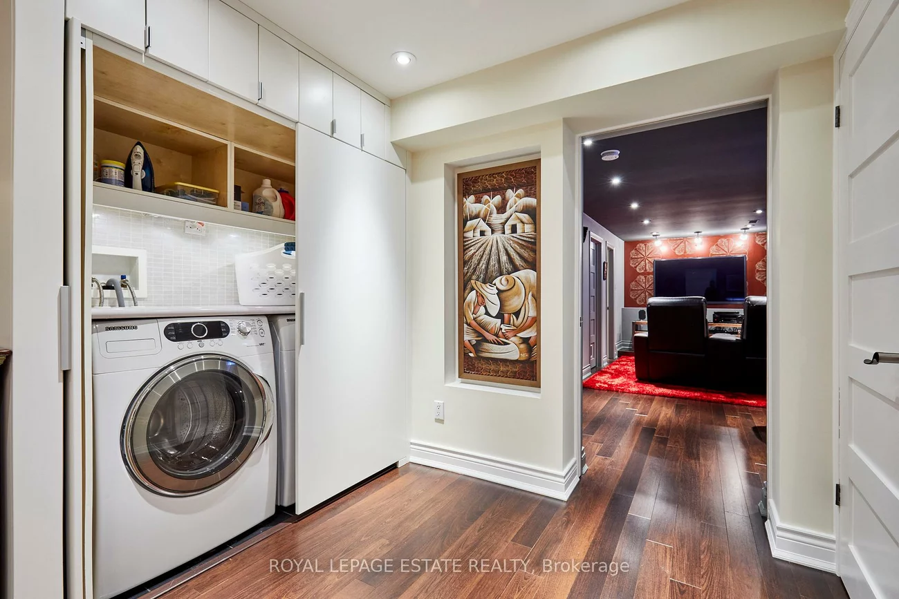 108, Barker, Danforth Village-East York, Toronto