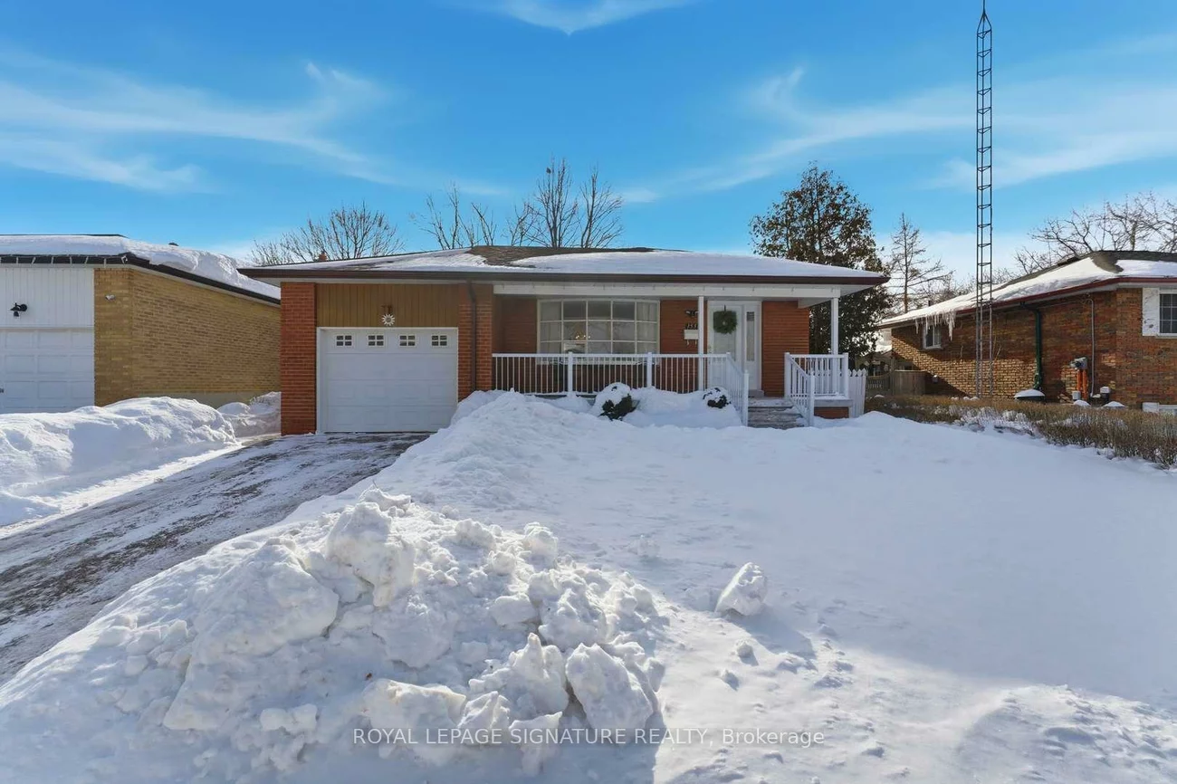 153, Lynnbrook, Woburn, Toronto
