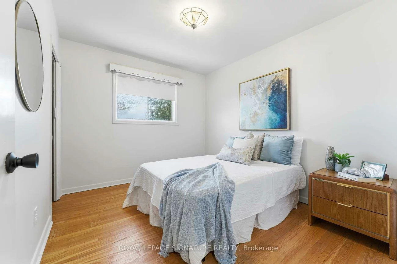 153, Lynnbrook, Woburn, Toronto