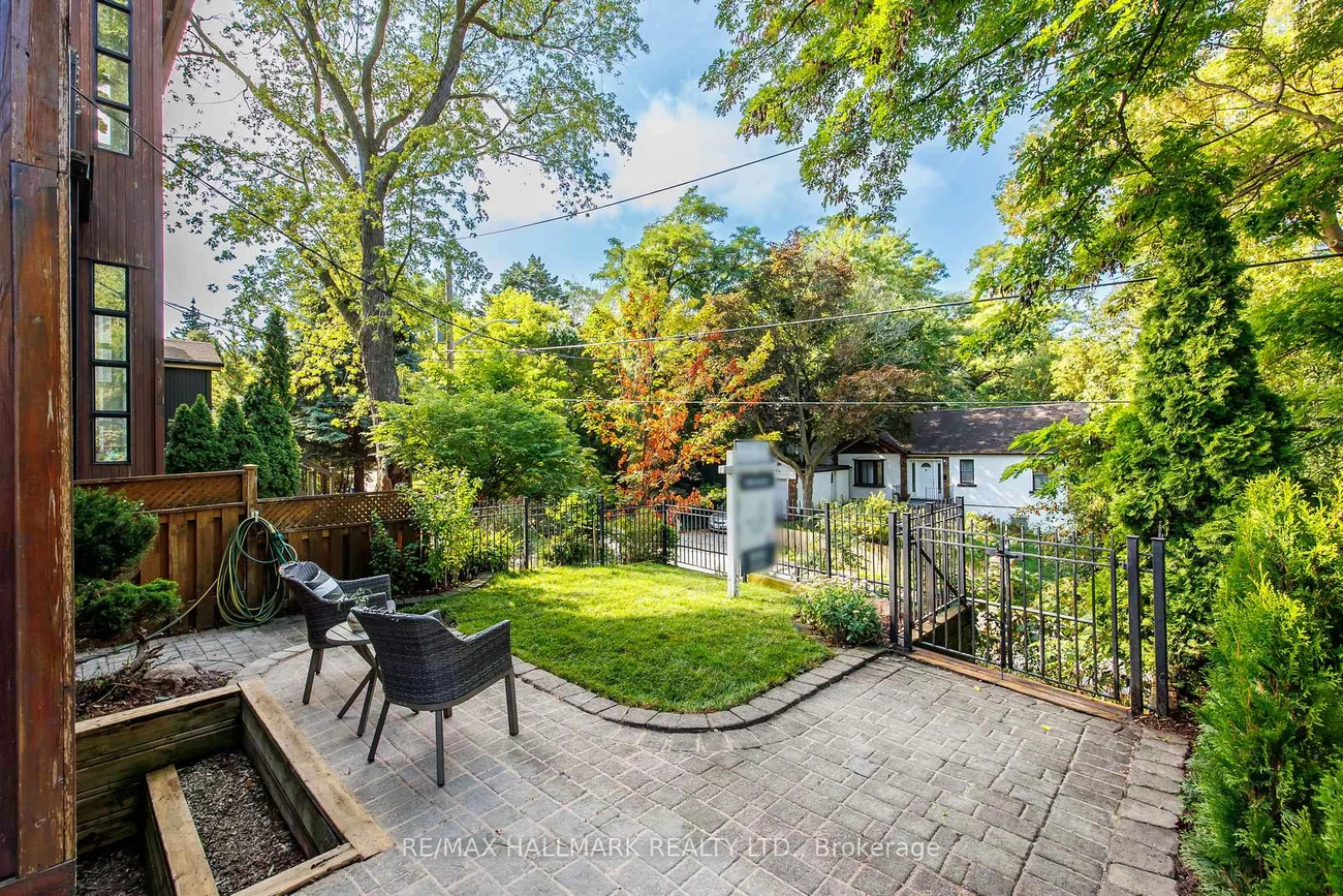 29B, Beechwood, Broadview North, Toronto