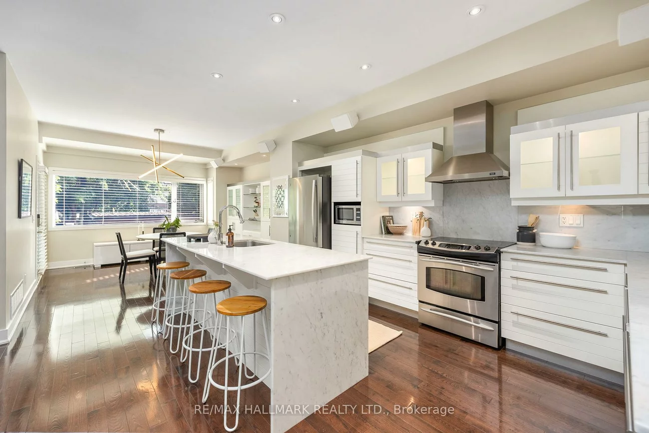 29B, Beechwood, Broadview North, Toronto