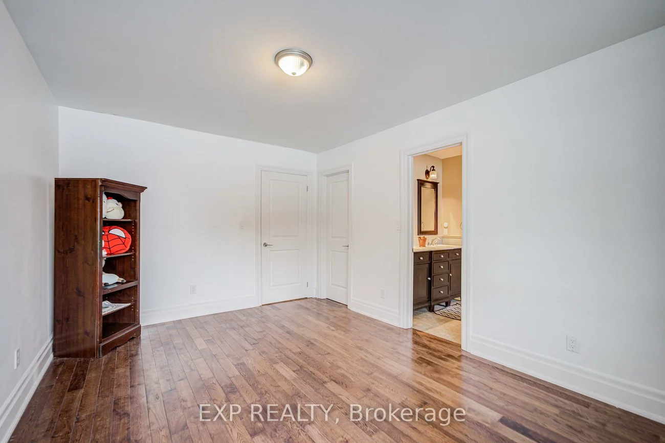 11, Bellvare, Wexford-Maryvale, Toronto