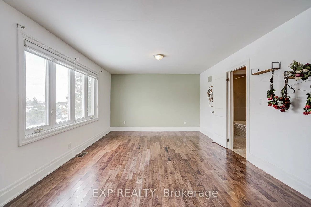 11, Bellvare, Wexford-Maryvale, Toronto