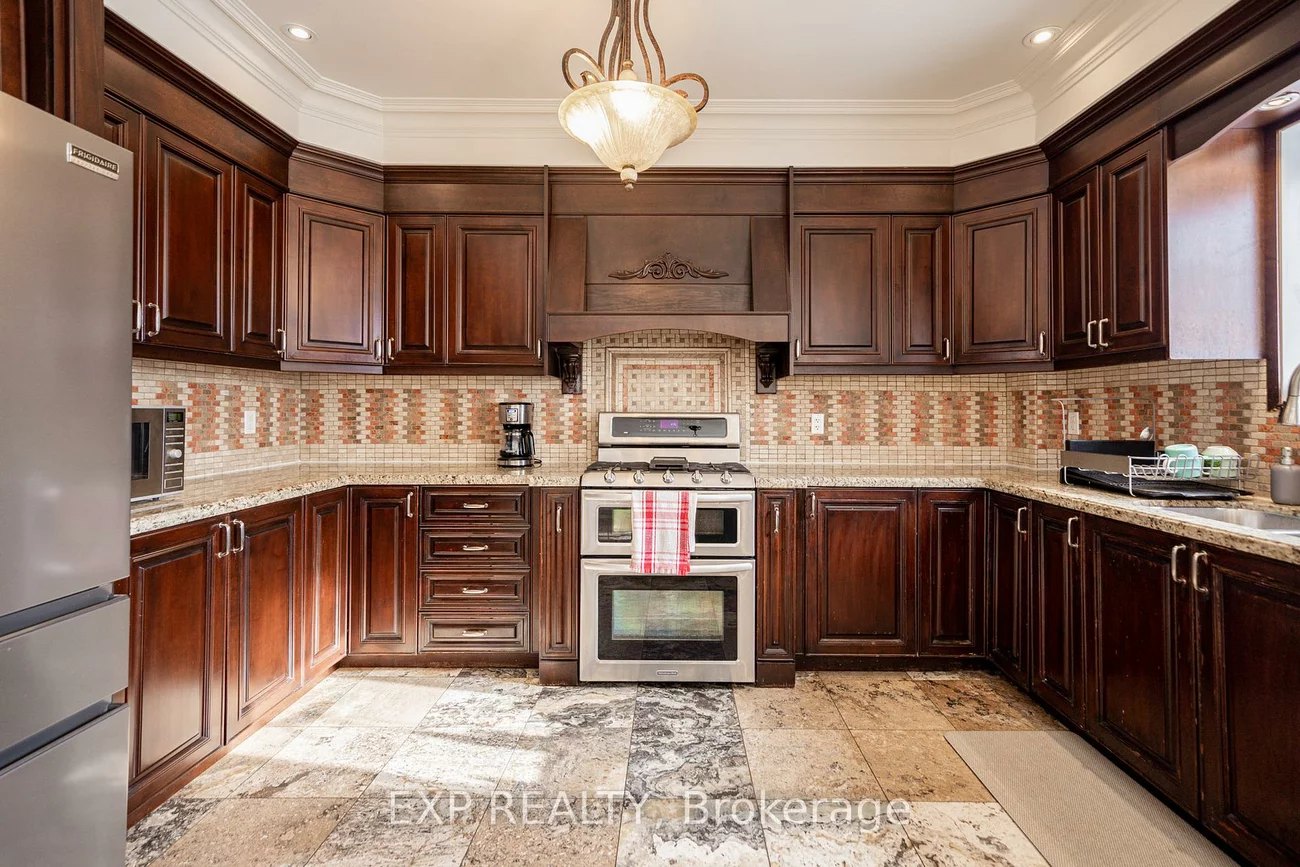 11, Bellvare, Wexford-Maryvale, Toronto