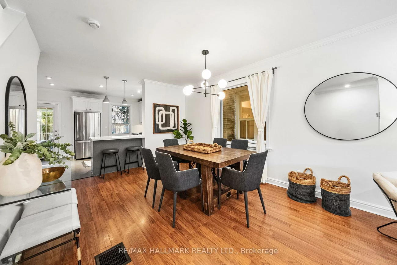 36, Mallon, South Riverdale, Toronto
