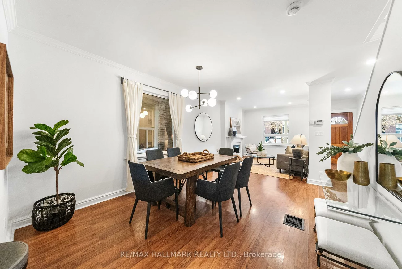 36, Mallon, South Riverdale, Toronto