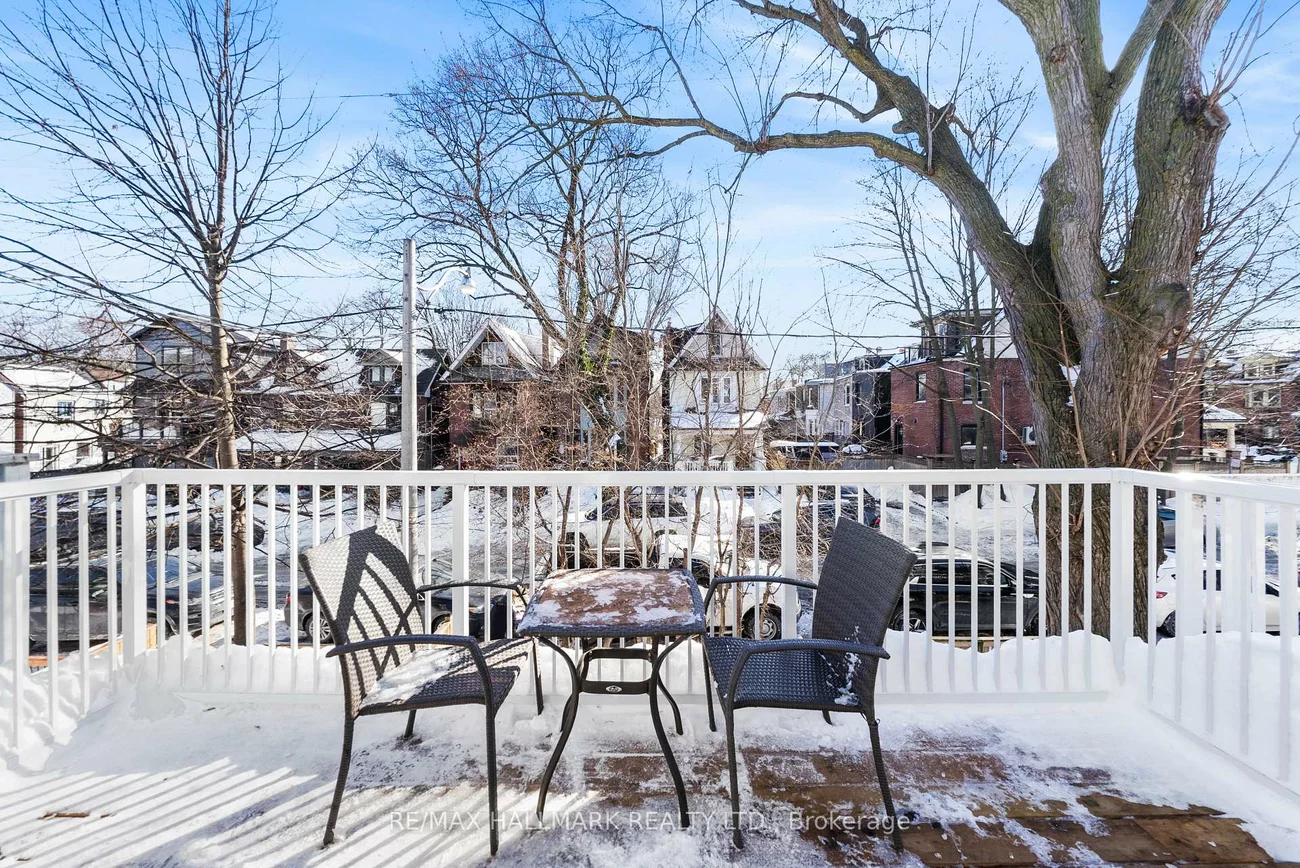 36, Mallon, South Riverdale, Toronto