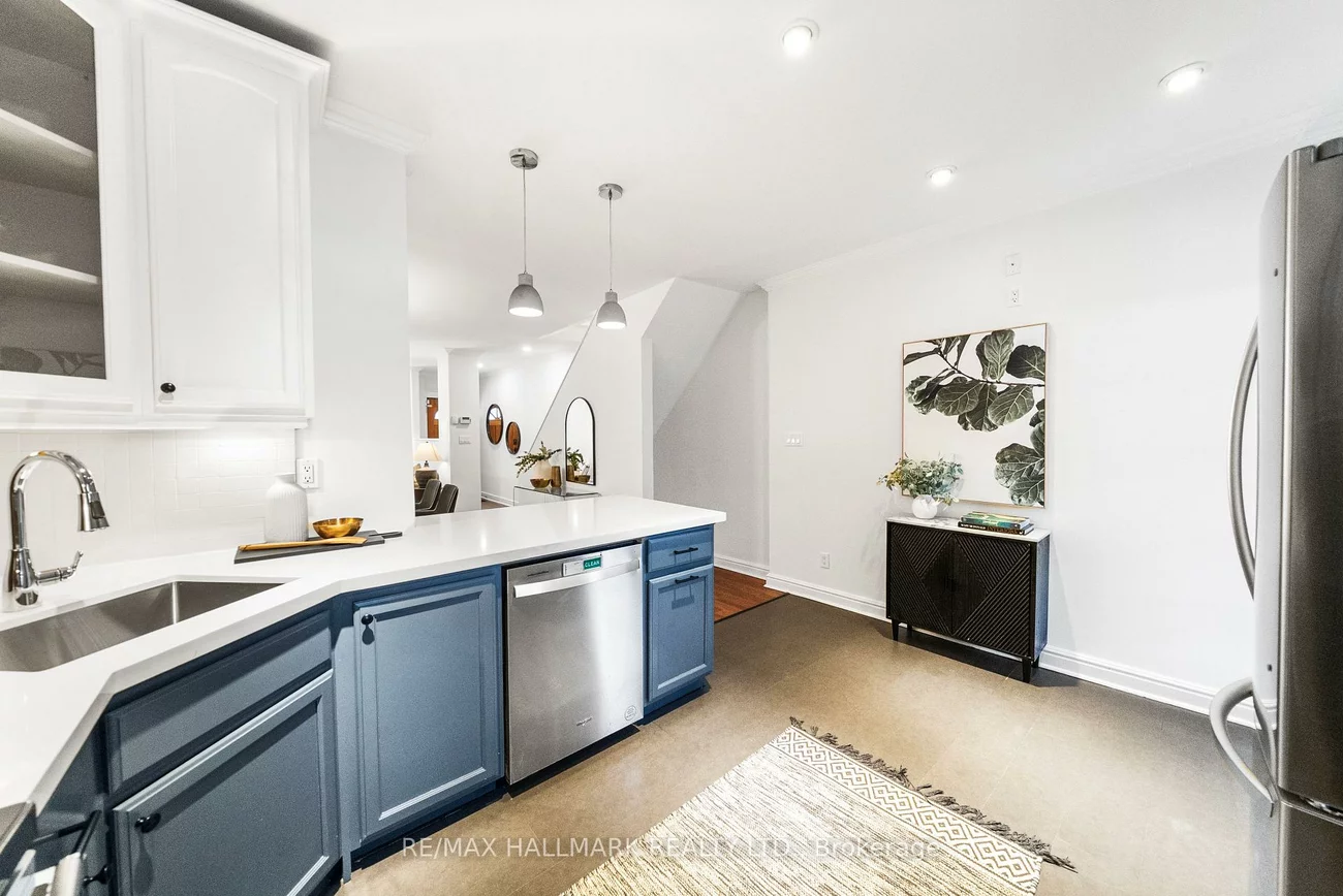 36, Mallon, South Riverdale, Toronto