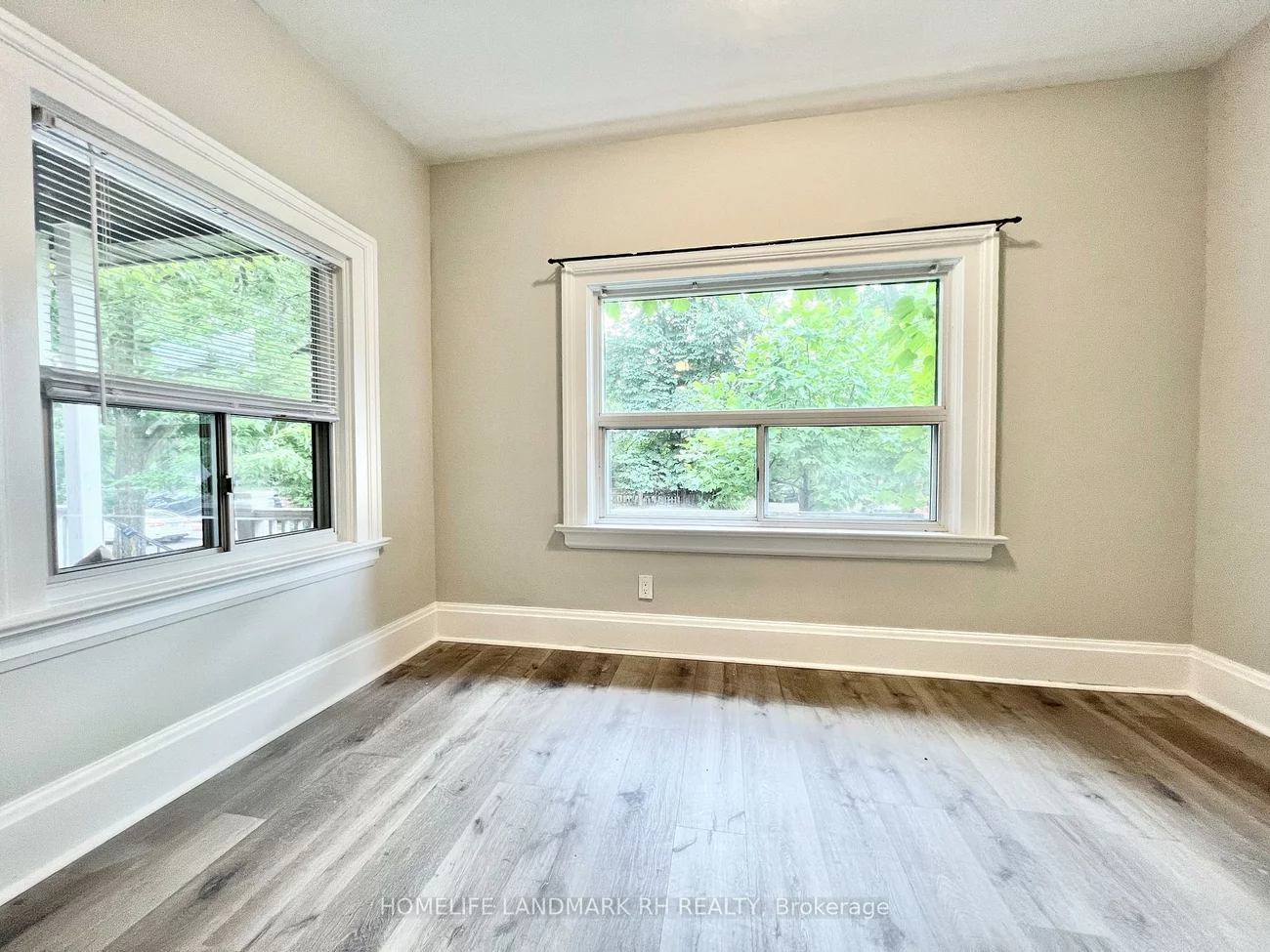 89, Waverley, The Beaches, Toronto