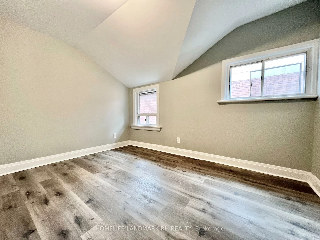 89, Waverley, The Beaches, Toronto