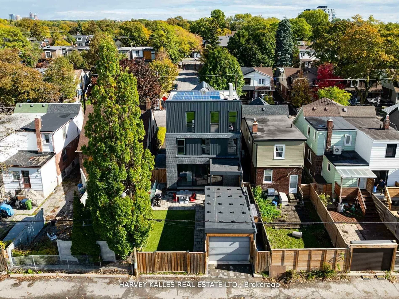 60, Hiltz, South Riverdale, Toronto