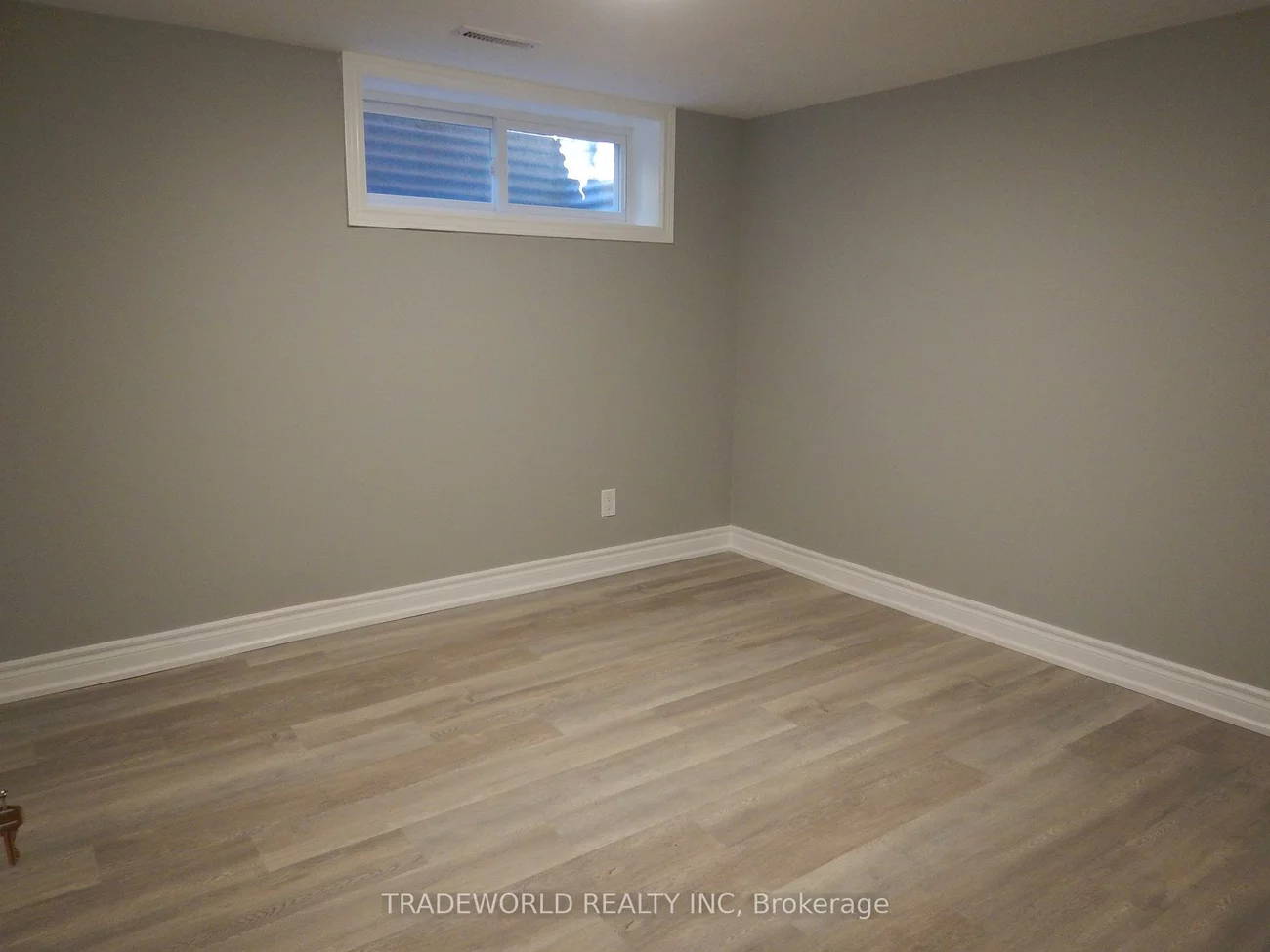 10, Fairglen, L'Amoreaux, Toronto