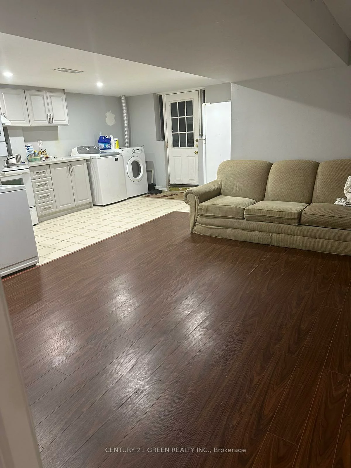 18, Roseglor, Bendale, Toronto