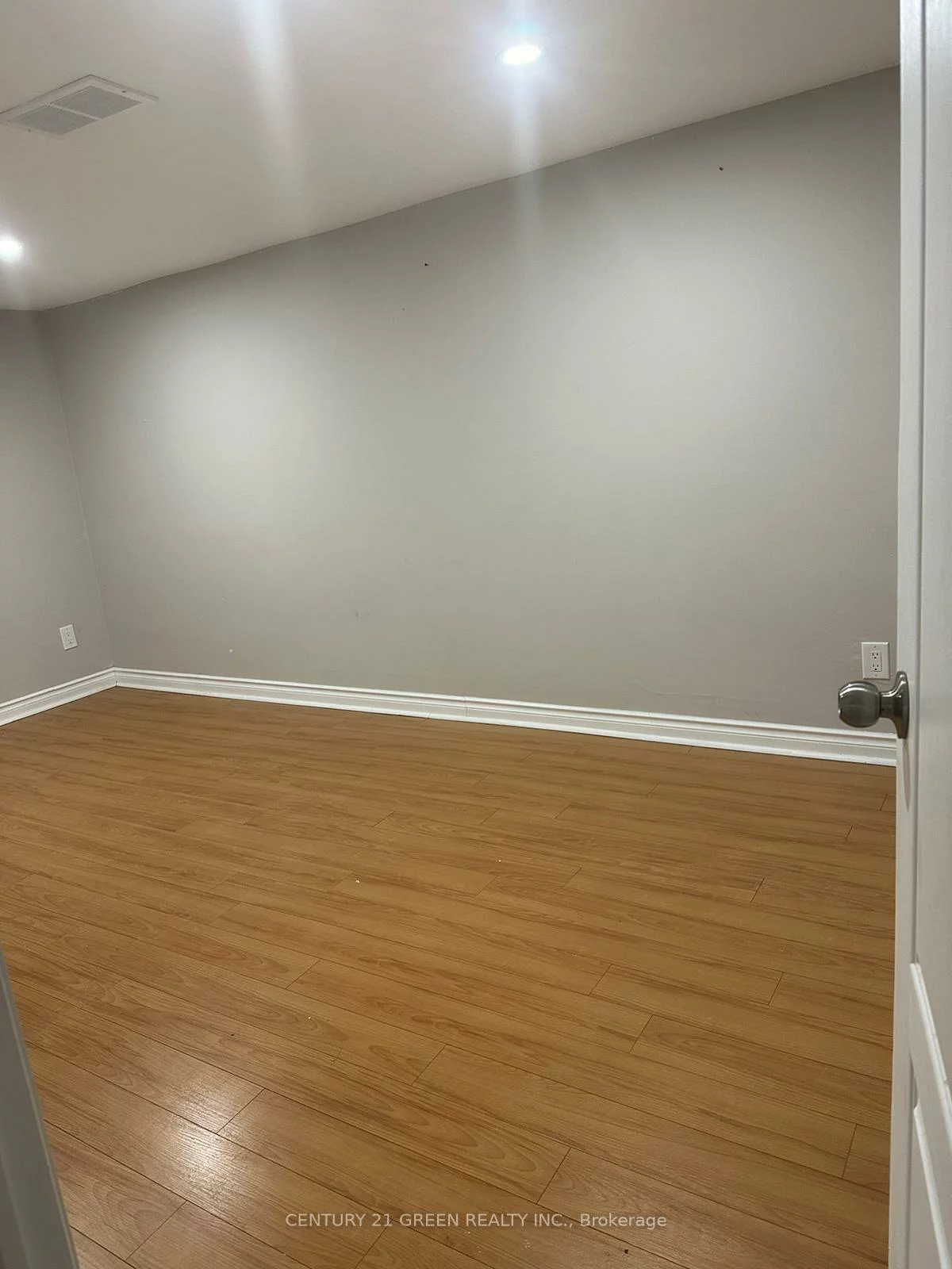 18, Roseglor, Bendale, Toronto