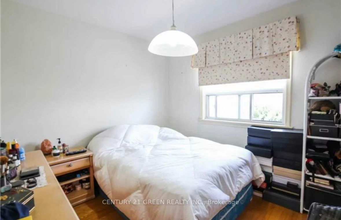 18, Roseglor, Bendale, Toronto